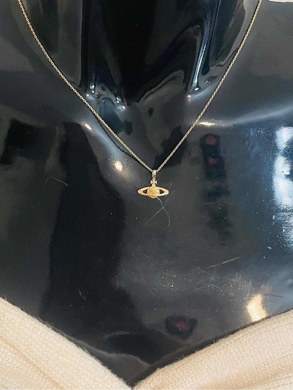 Dainty Gold Plated Saturn Pendant Necklace NWOT